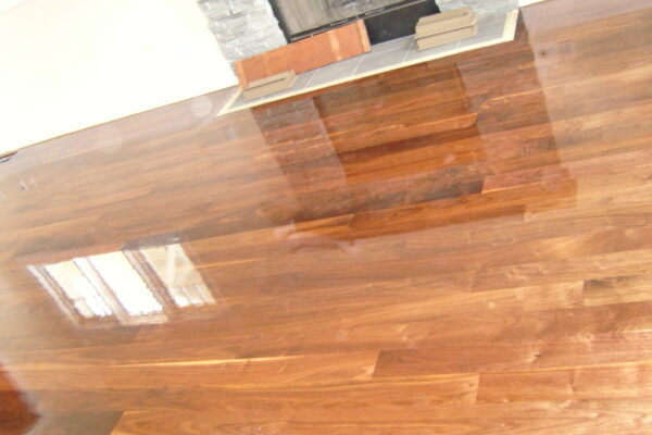 Solid timber floor